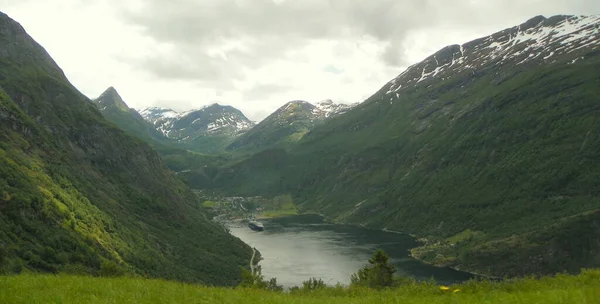 Norwegia Hrabstwo Romsdal Widok Fiord Geiranger — Zdjęcie stockowe