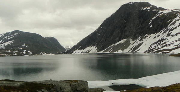 Norveç Romsdal Lçesi Romsdalfjord Suları — Stok fotoğraf