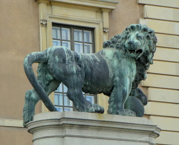Suède Stockholm Statue Lion Gardant Palais Royal — Photo