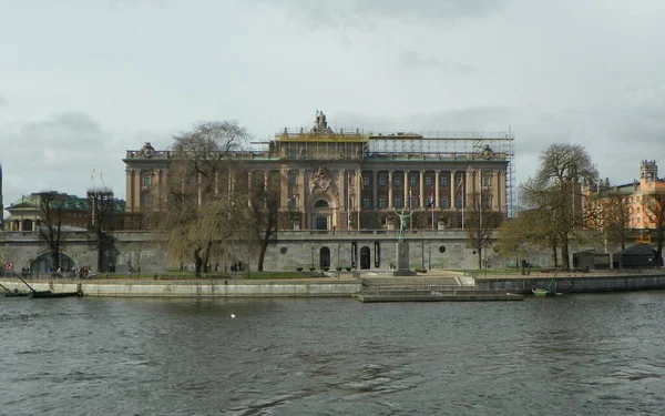 Suecia Estocolmo Vista Del Parlamento Del Parque Strmparterren Desde Torg —  Fotos de Stock