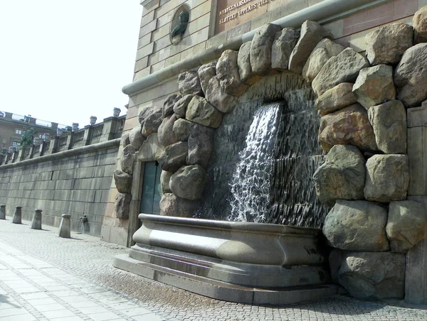 Švédsko Stockholm Vodopád Východní Fasádě Královského Paláce — Stock fotografie