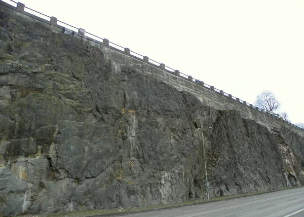 Suécia Estocolmo Muro Pedra Stadsgardsleden — Fotografia de Stock