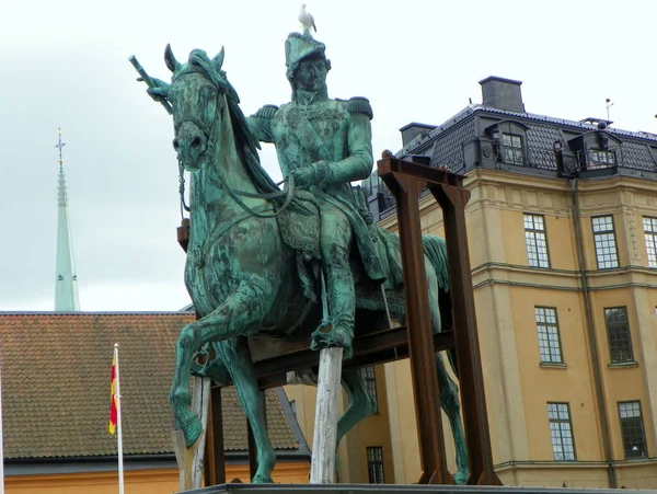 Sveç Stockholm Kraliyet Sarayı Karl Johan Anıtı — Stok fotoğraf
