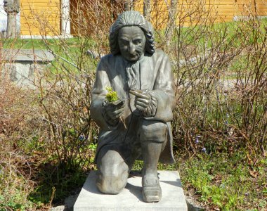 İsveç, Stockholm, Skansen Açık Hava Müzesi, Carl Linnaeus 'un heykeli