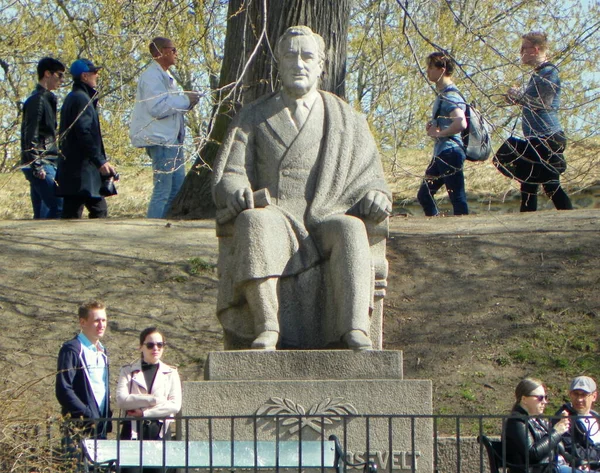 Норвегия Осло Акерсхусстранда Статуя Франклина Рузвельта — стоковое фото