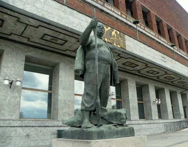 Norge Oslo Rådhustorget Skulptur Arbetare Nära Ingången Till Stadshuset — Stockfoto