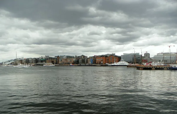 Norveç Oslo Akershus Kalesi Nden Aker Brygge Manzarası — Stok fotoğraf