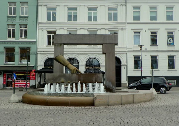 Norwegian Oslo Kvadraturen Christian Ivs Glove Sculpture — 스톡 사진