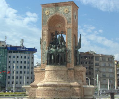 Türkiye, İstanbul, Taksim Meydanı, Cumhuriyet Anıtı