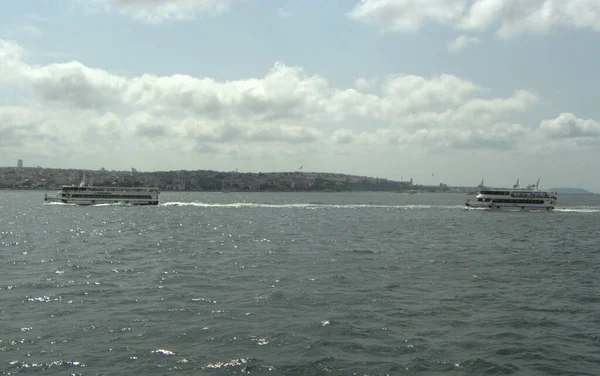 Turkiet Istanbul Färja Från Kabatasstationen Till Prince Islands Två Vilofartyg — Stockfoto