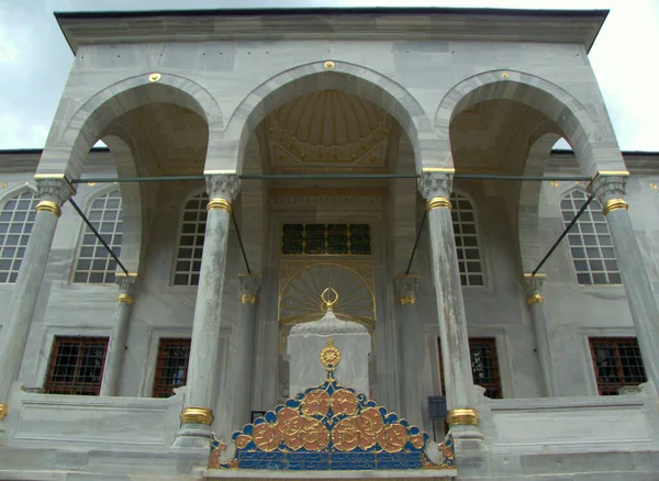 Турция Стамбул Канкуртаран Дворец Топкапы Библиотека Ахмеда Iii — стоковое фото