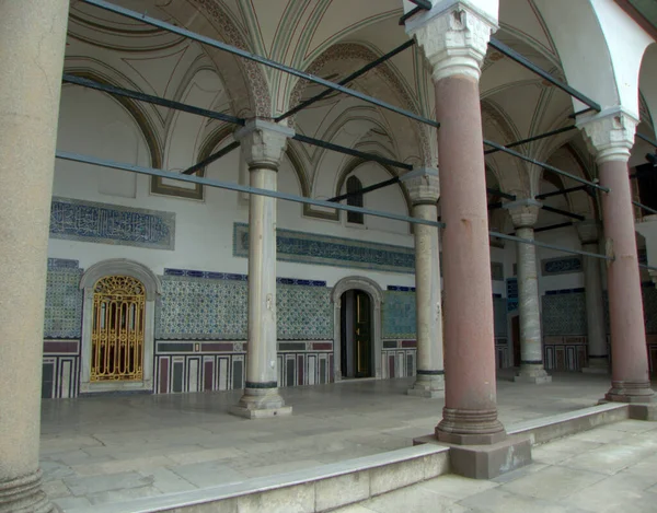 Turquía Estambul Cankurtaran Palacio Topkapi Kiosco Kara Mustafa Pasha Columnata — Foto de Stock