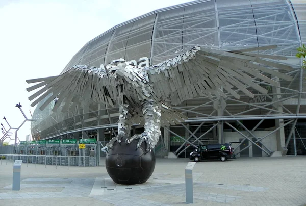 Hungria Budapeste Groupama Arena Estátua Metal Uma Águia Gigante — Fotografia de Stock
