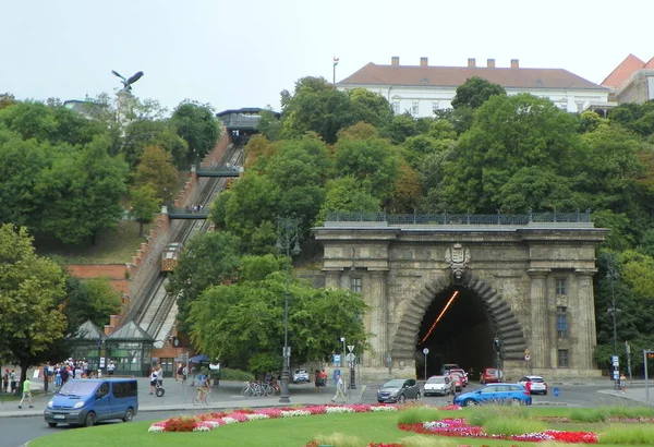 Угорщина Будапешт Спірикул Вхід Тунель Касл Хілл — стокове фото