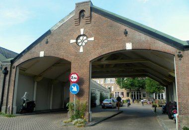 Netherlands, Amsterdam, 11 Entrepotdok, covered passage