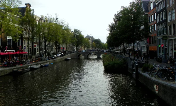 Nizozemsko Amsterdam Korte Niezel Liesdelsluis Výhled Průplav Promenádu Most — Stock fotografie