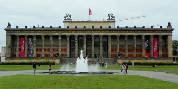 Duitsland Berlijn Bodestrasse Oud Museum Altes Museum Granieten Kom Lustgarten — Stockfoto