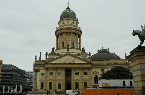 Alemanha Berlim Gendarmenmarkt Catedral Alemã Deutscher Dom Vista Geral Igreja — Fotografia de Stock