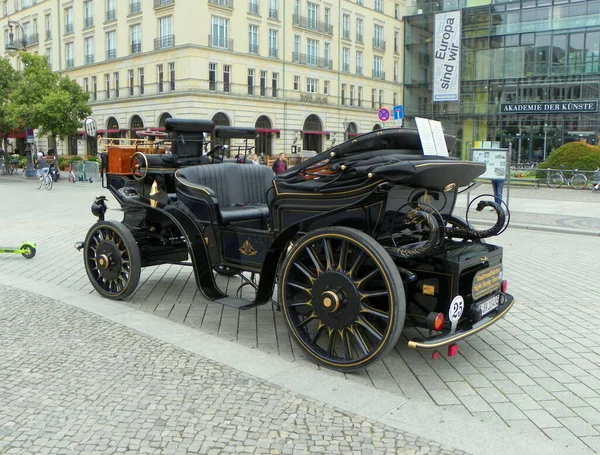 Alemanha Berlim Pariser Platz Carro Retro Centro Cidade — Fotografia de Stock