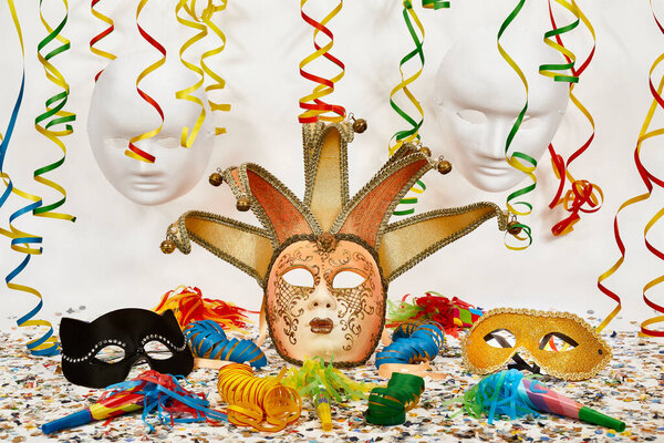 Masks Streamers Trumpets Thousand Colors Carnival Party — Stock Photo, Image
