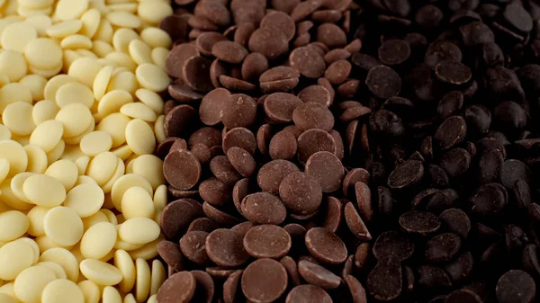 beyaz süt ve çikolata