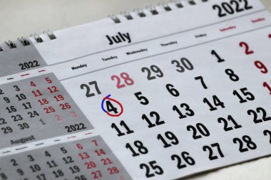 4 Temmuz 2022 tarihli bir takvim. ABD Bağımsızlık Günü.