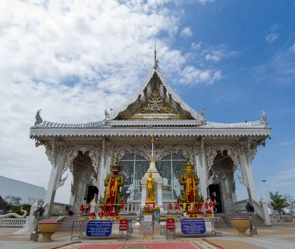 Chachoengsao Thailand Februar 2022 Weiße Ordinationshalle Mit Thao Wessuwan Himmel — Stockfoto