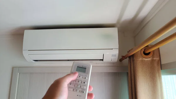 Climatiseur Intérieur Pièce Avec Télécommande Télécommande Flou — Photo