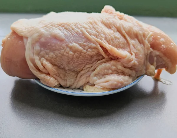 Pele Frango Tem Muita Gordura Não Adequado Para Pessoas Obesas — Fotografia de Stock