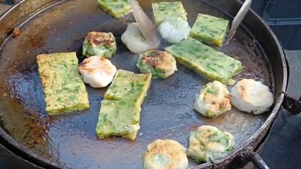 Frying Chinese Chives Dessert Pan Street Food Thailand — Stock Video