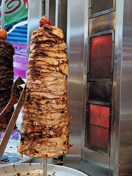 Carne Quente Grelhada Fogão Para Fazer Kebabs Mercado Tailândia — Fotografia de Stock