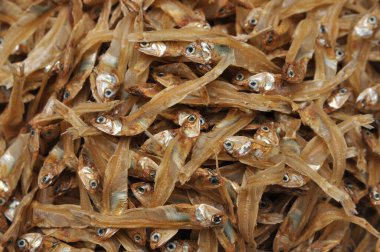 Kurutulmuş balık, küçük kurutulmuş balık arkaplanı, kurutulmuş balık dokusu.