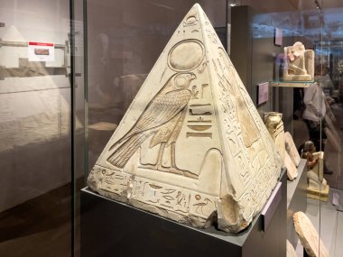 Torino 'daki Mısır müzesinin içi