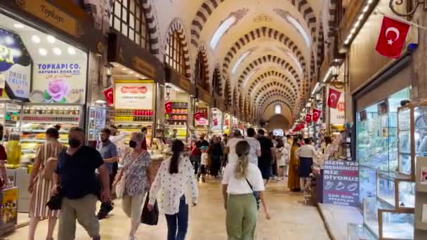 Les Gens Marchent Dans Bazar Eminn Kapali Istanbul — Video