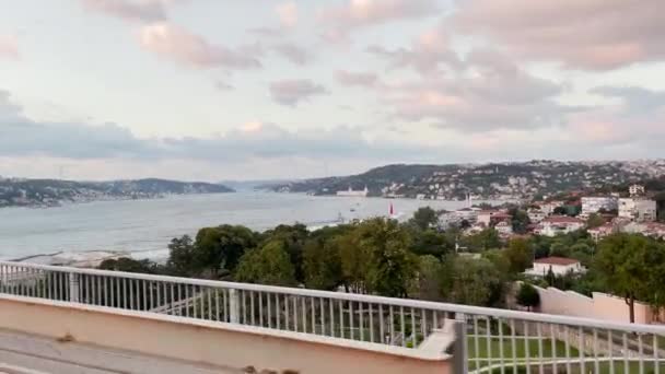 Luftaufnahmen Aus Dem Fenster Eines Autos Auf Der Galata Brücke — Stockvideo