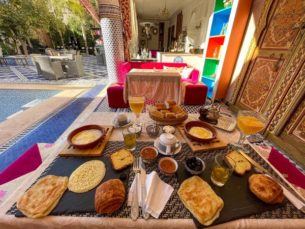 Marokańskie Śniadanie Luksusowym Riad Starej Medyny Fez — Zdjęcie stockowe