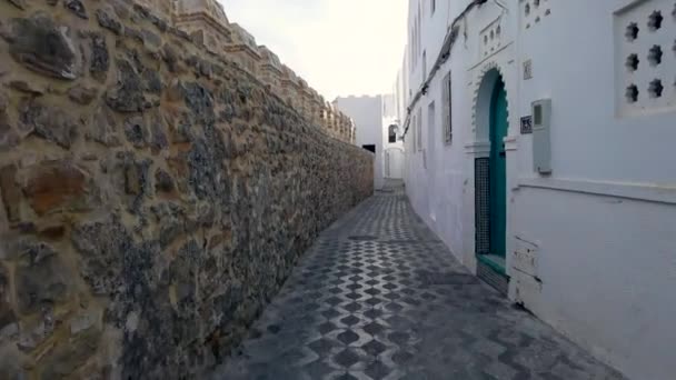 Bâtiments Blancs Dans Médina Assilah Maroc — Video