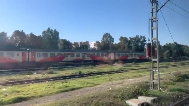 Blick Aus Dem Fenster Eines Marokkanischen Zuges — Stockvideo