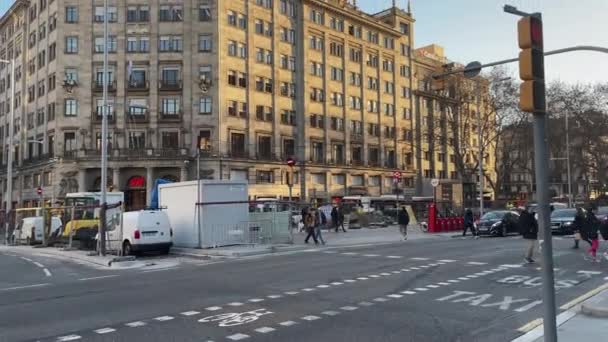 Människor Går Gatorna Barcelona — Stockvideo