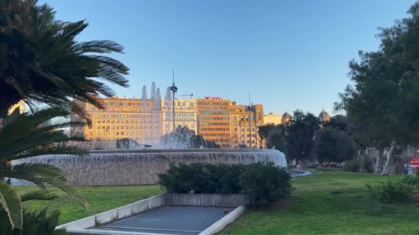Hermosa Fuente Circular Jardín Público Barcelona — Vídeos de Stock
