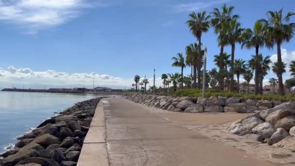 Pov Görüntüleri Akdeniz Kıyısında Yürüyor — Stok video