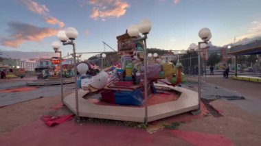 Panayırda dönen oyun