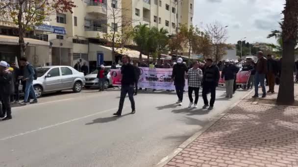 Marokkanische Lehrer Protestieren Den Straßen Von Fez — Stockvideo