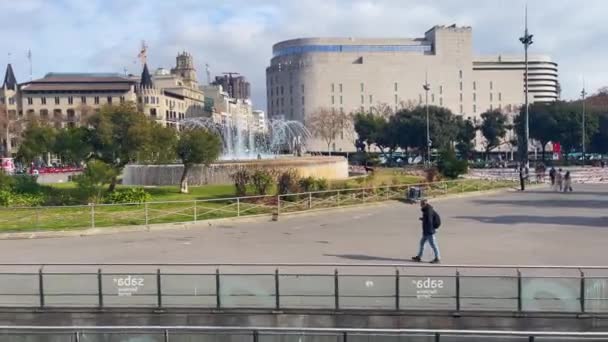 巴塞罗那加泰罗尼亚喷泉的无人机画面 — 图库视频影像