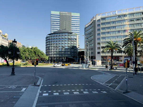 Barselona 'da yolda çok az araba var.