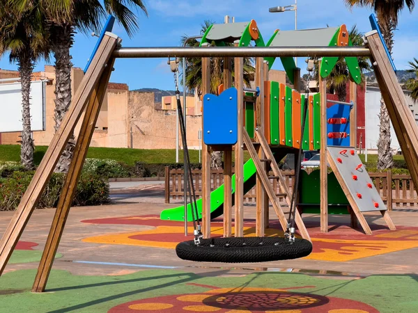 Leerer Kinderspielplatz Morgen — Stockfoto