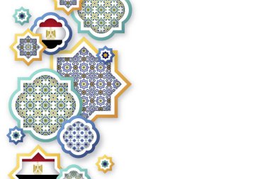 Sağında bedava metin alanı olan farklı mozaik şekillerin ortasında Mısır bayrakları