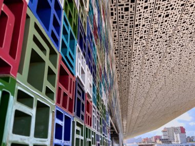 Casa voyageurs tren istasyonunun modern işareti.