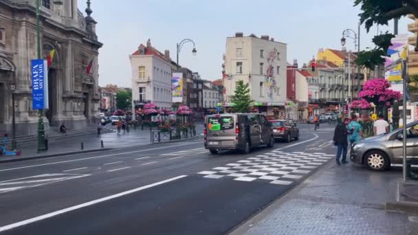 Man Driving His Car Main Road Bruxelles — Stock Video