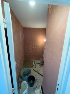 Modern bir duş odasının yenilenmesi